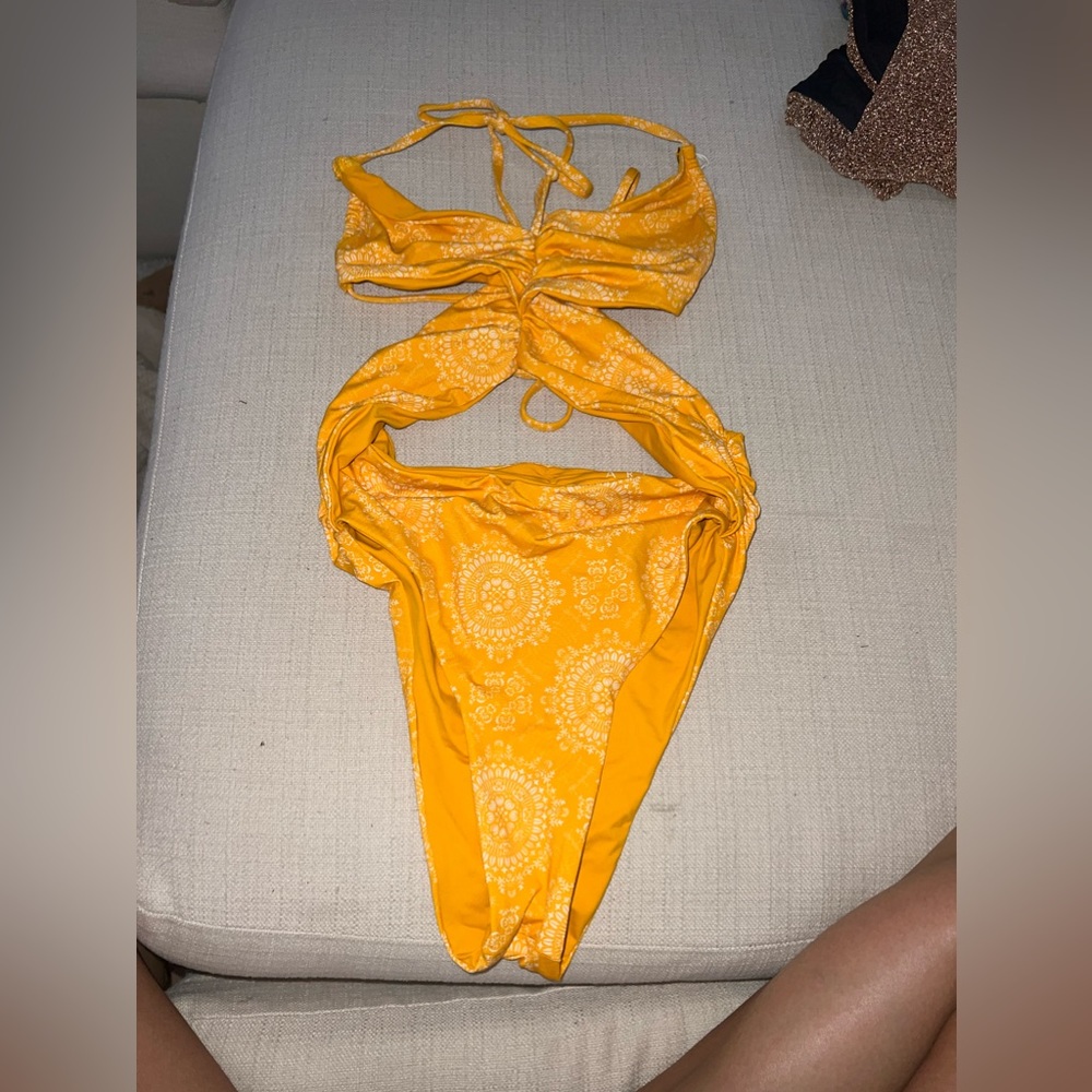 Brand new never worn Cut out 1 piece